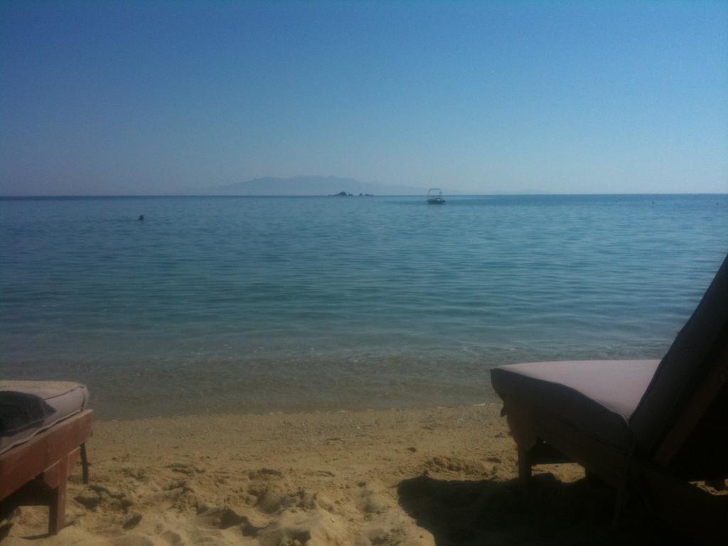 Sea Side & 2* Kalo Livadi